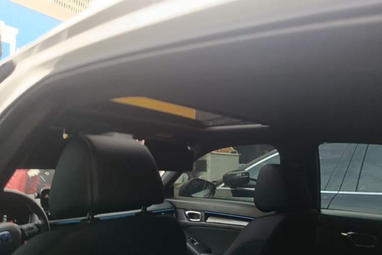 Used Honda Civic 2023 HATCHBACK 240TURBO CVT Extreme Edition Headliner