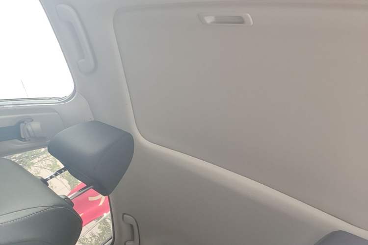 Used Honda Civic 2023 240TURBO CVT Dynamic Edition Headliner