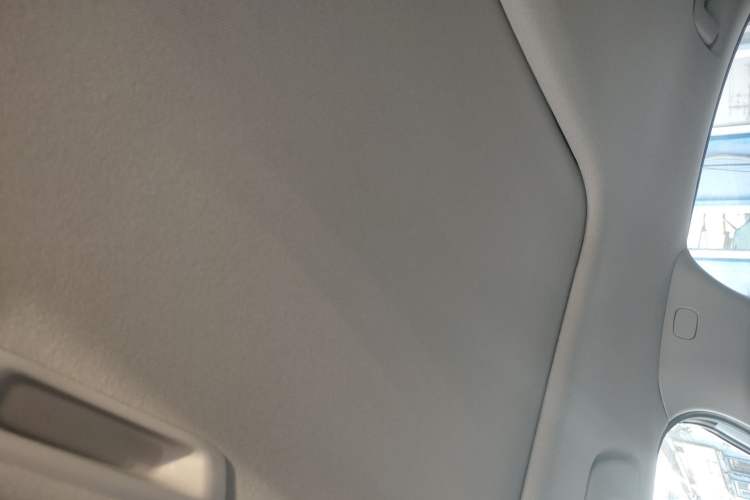Used Honda Civic 2023 240TURBO CVT Dynamic Edition Headliner