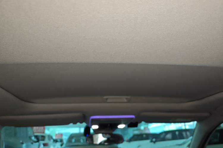 Used Honda Civic 2023 240TURBO CVT Dynamic Edition Headliner