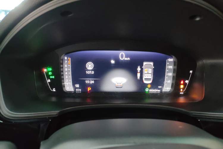 Used Honda Civic 2023 240TURBO CVT Dynamic · Center Stage Special Edition Instrument Cluster