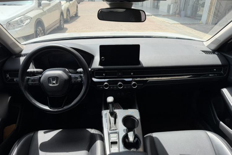 Used Honda Civic 2023 240TURBO CVT Dynamic · Center Stage Special Edition Interior 1