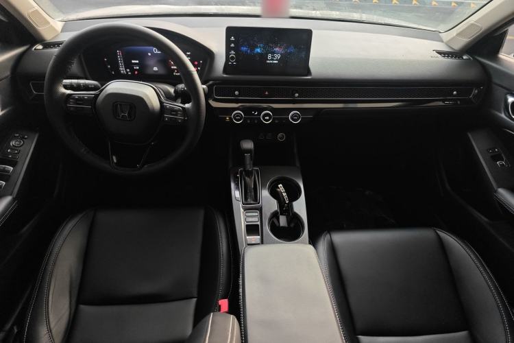 Used Honda Civic 2023 240TURBO CVT Dynamic Edition Interior 2