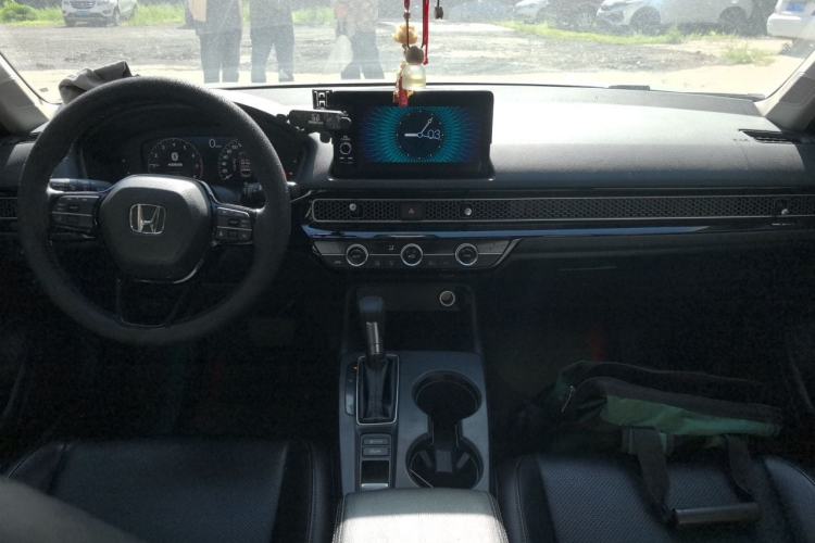 Used Honda Civic 2023 240TURBO CVT Dynamic Edition Interior 2