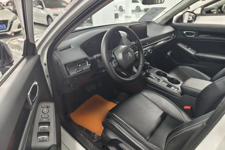 Used Honda Civic 2023 240TURBO CVT Dynamic Edition Interior 2