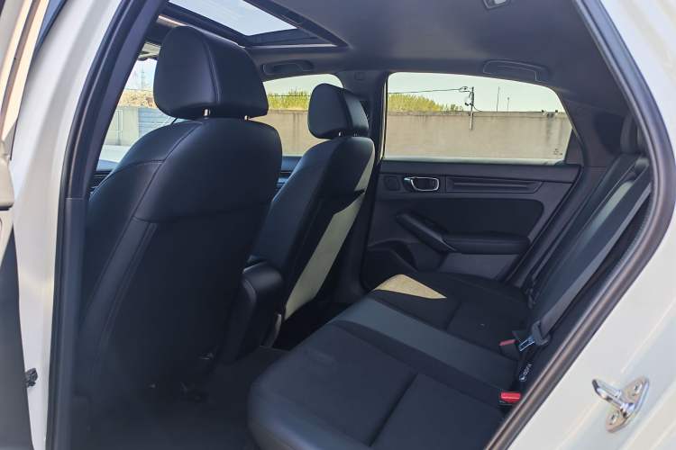 Used Honda Civic 2023 HATCHBACK 240TURBO CVT Extreme Edition Interior 3