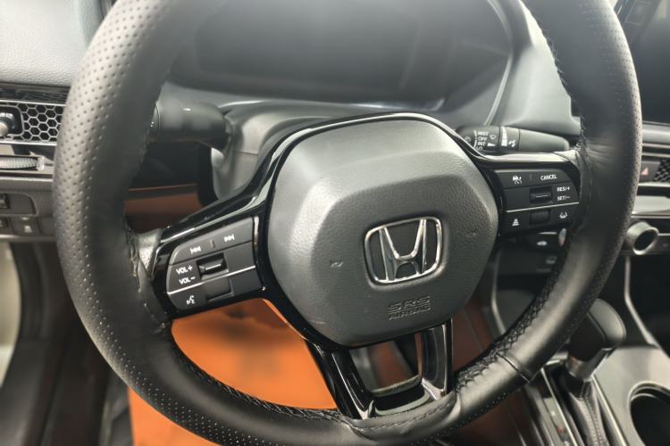 Used Honda Civic 2023 240TURBO CVT Dynamic Edition Interior 3