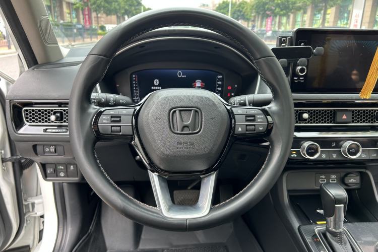Used Honda Civic 2023 240TURBO CVT Dynamic Control · C-Position Guest Special Edition Interior 5