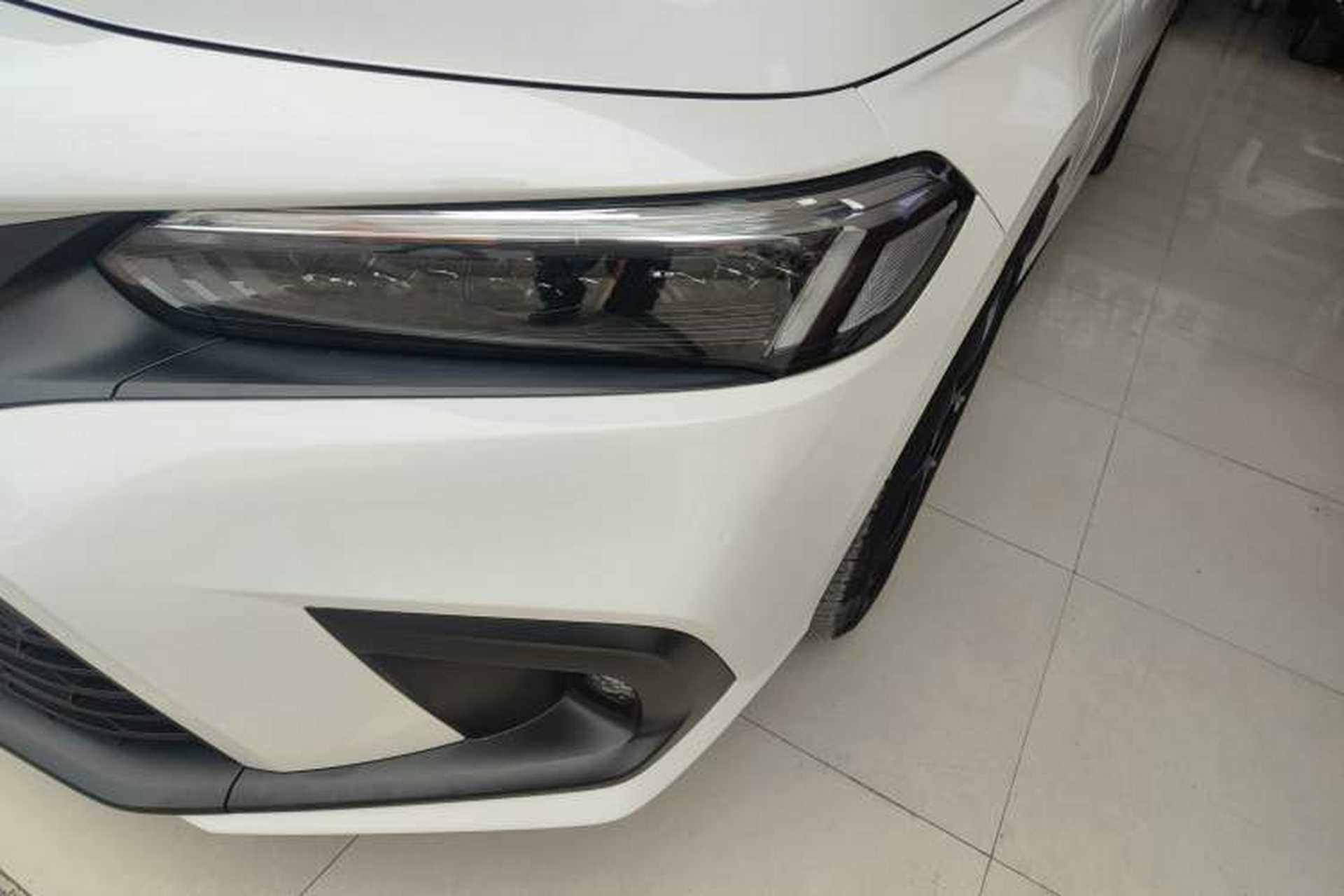 Used Honda Civic 2023 HATCHBACK 240TURBO CVT Extreme Edition Left Front Headlight