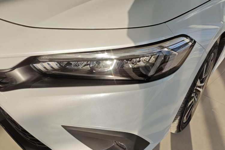 Used Honda Civic 2023 2.0L eHEV Pioneer Edition Left Front Headlight