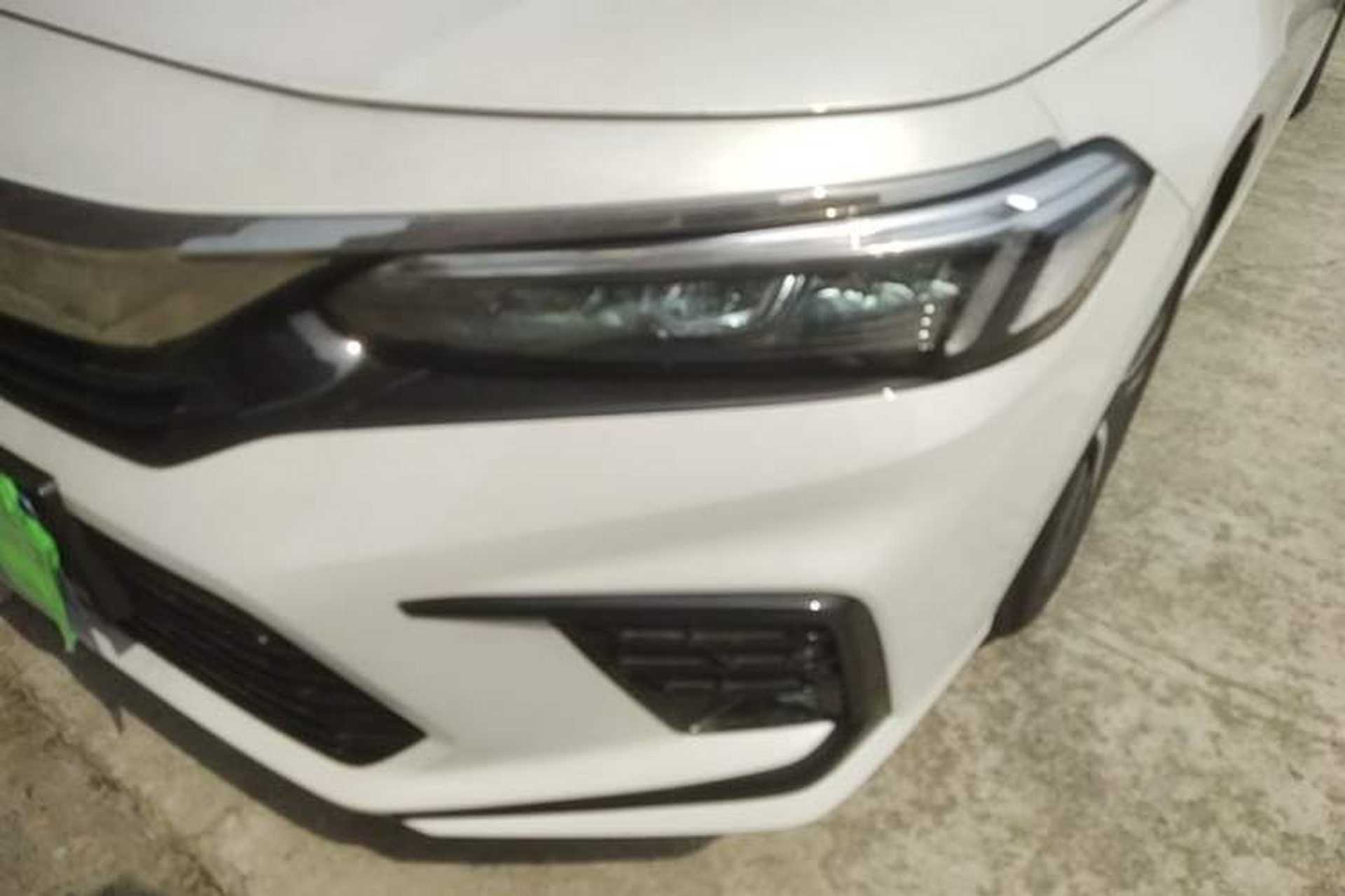 Used Honda Civic 2023 240TURBO CVT Dynamic · Center Stage Special Edition Left Front Headlight