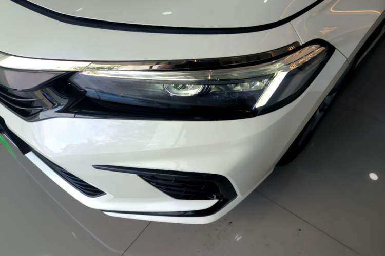Used Honda Civic 2023 240TURBO CVT Dynamic · Center Stage Special Edition Left Front Headlight