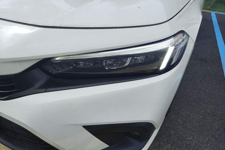 Used Honda Civic 2023 240TURBO CVT Dynamic Edition Left Front Headlight