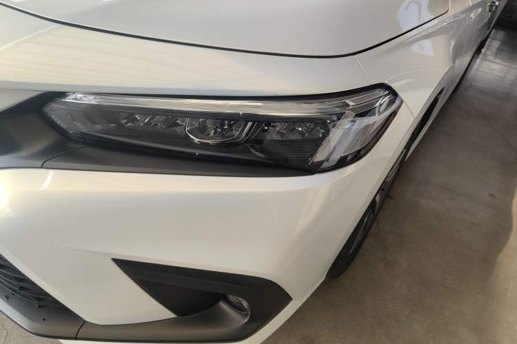Used Honda Civic 2023 240TURBO CVT Dynamic Edition Left Front Headlight