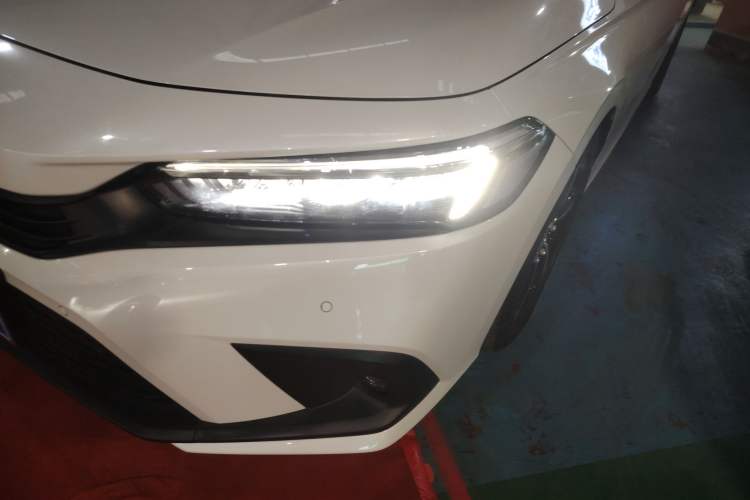 Used Honda Civic 2023 240TURBO CVT Dynamic Edition Left Front Headlight