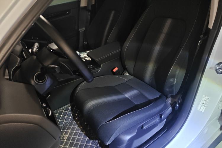 Used Honda Civic 2023 HATCHBACK 2.0L eHEV Extreme Edition Left Front Seat