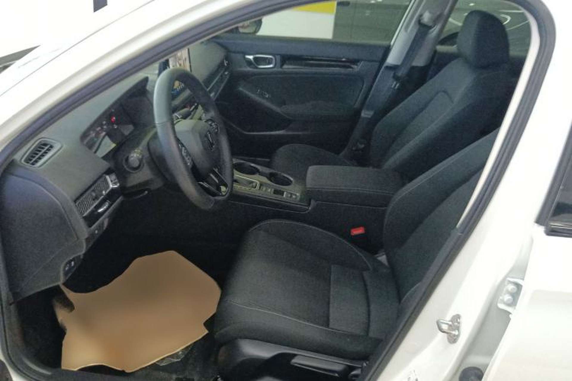 Used Honda Civic 2023 240TURBO CVT Dynamic Edition Left Front Seat