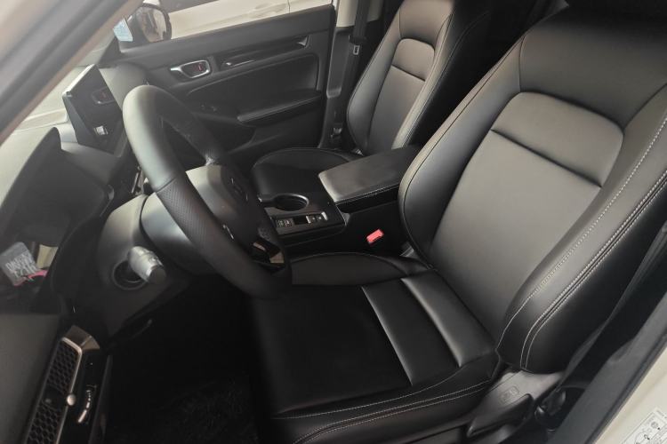 Used Honda Civic 2023 240TURBO CVT Dynamic Edition Left Front Seat