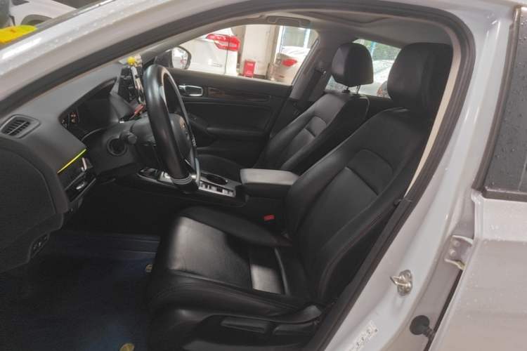 Used Honda Civic 2023 2.0L eHEV Pioneer Edition Left Front Seat