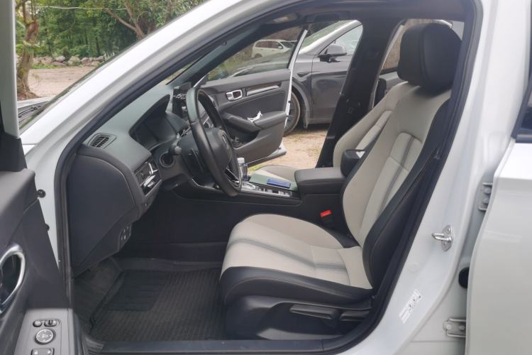 Used Honda Civic 2023 HATCHBACK 2.0L eHEV Extreme Control Edition Left Front Seat