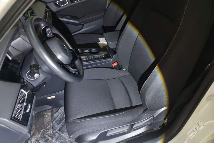 Used Honda Civic 2023 240TURBO CVT Dynamic Edition Left Front Seat