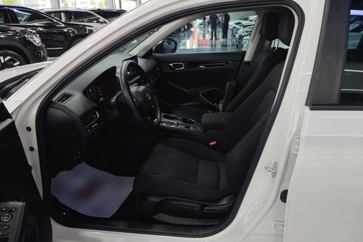 Used Honda Civic 2023 240TURBO CVT Dynamic Edition Left Front Seat