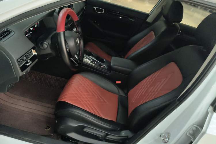 Used Honda Civic 2023 2.0L eHEV Pioneer Edition Left Front Seat