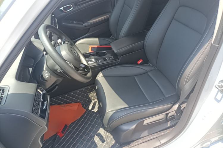 Used Honda Civic 2023 2.0L eHEV Pioneer Edition Left Front Seat