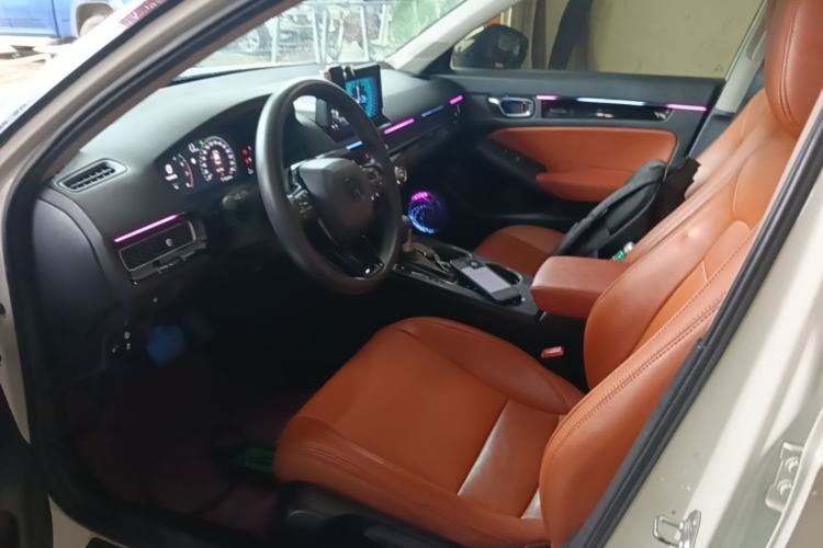 Used Honda Civic 2023 240TURBO CVT Dynamic Edition Left Front Seat