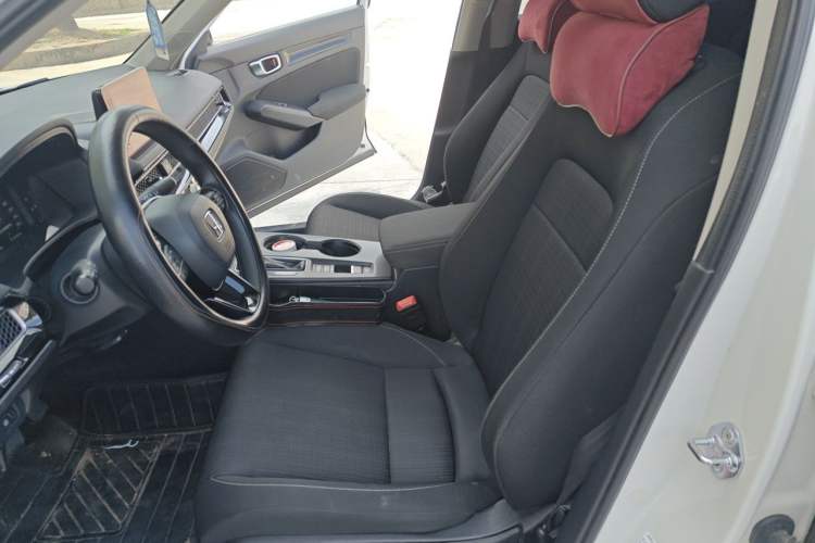 Used Honda Civic 2023 240TURBO CVT Dynamic Edition Left Front Seat