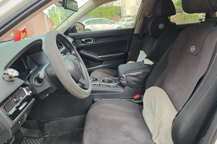 Used Honda Civic 2023 240TURBO CVT Dynamic Edition Left Front Seat