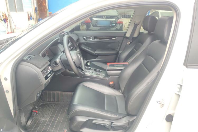 Used Honda Civic 2023 240TURBO CVT Dynamic Edition Left Front Seat