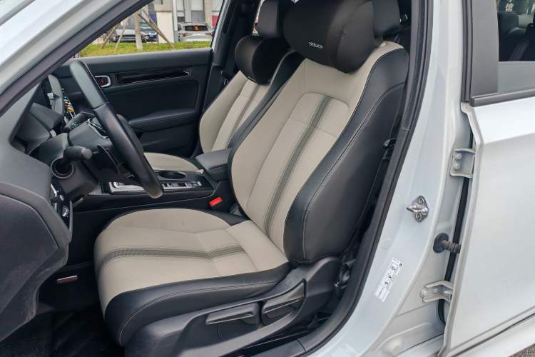 Used Honda Civic 2023 2.0L eHEV Sharp Edition Left Front Seat
