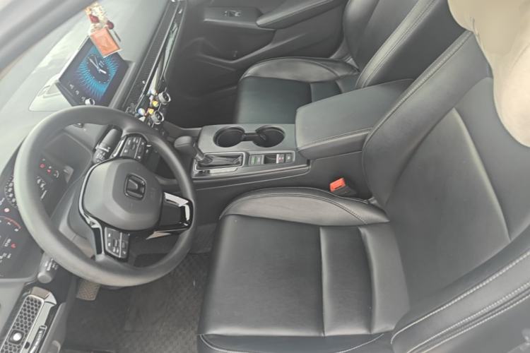 Used Honda Civic 2023 240TURBO CVT Dynamic Edition Left Front Seat
