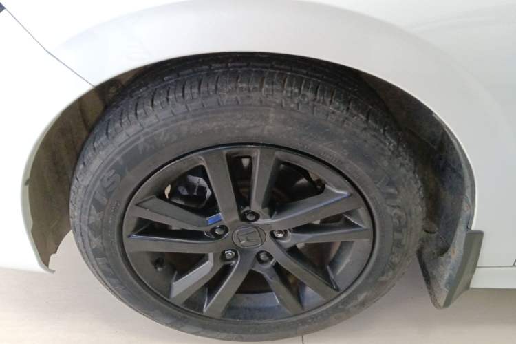 Used Honda Civic 2023 240TURBO CVT Dynamic Edition Left Front Wheel Hub