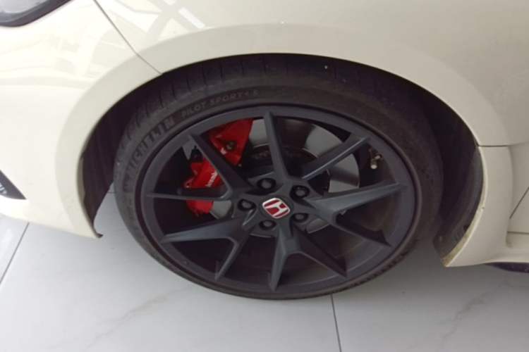 Used Honda Civic 2023 2.0T 420TURBO TYPE R Left Front Wheel Hub