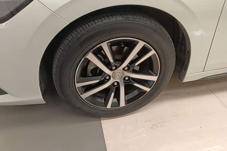 Used Honda Civic 2023 HATCHBACK 240TURBO CVT Zhiyue Edition Left Front Wheel Hub
