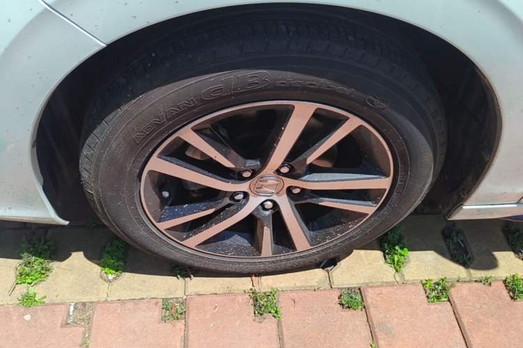 Used Honda Civic 2023 HATCHBACK 240TURBO CVT Zhiyue Edition Left Front Wheel Hub
