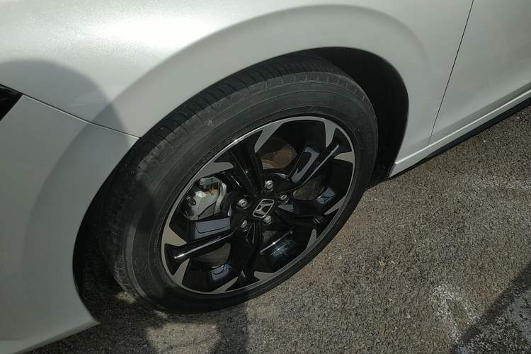 Used Honda Civic 2023 HATCHBACK 240TURBO CVT Extreme Edition Left Front Wheel Hub