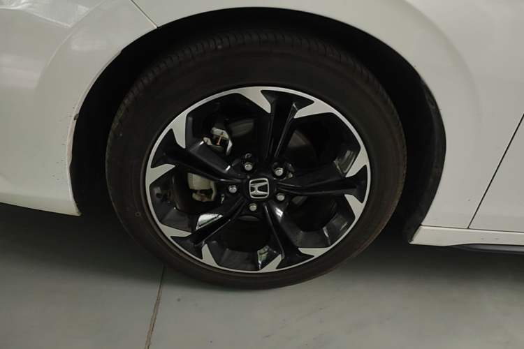 Used Honda Civic 2023 HATCHBACK 240TURBO CVT Extreme Edition Left Front Wheel Hub