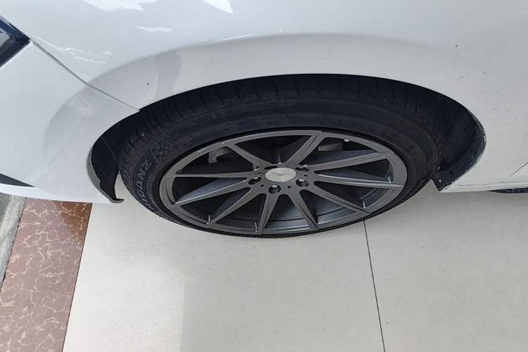 Used Honda Civic 2023 HATCHBACK 240TURBO CVT Extreme Edition Left Front Wheel Hub