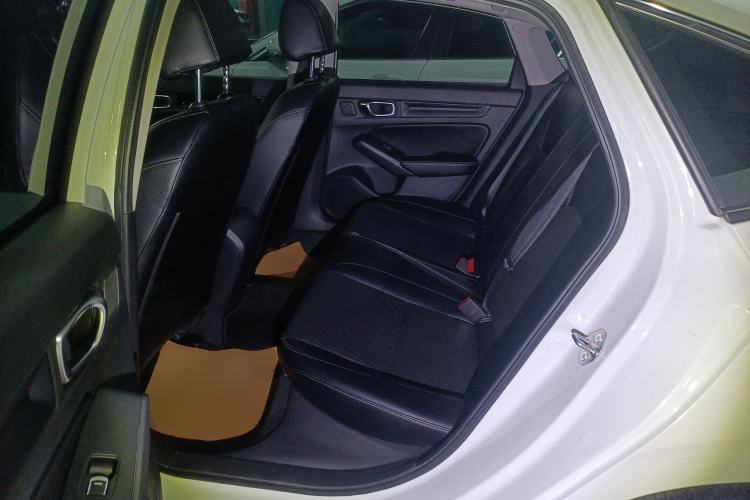 Used Honda Civic 2023 240TURBO CVT Dynamic · Center Stage Special Edition Left Rear Seat