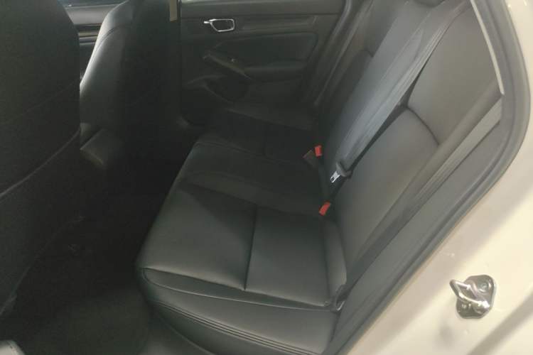 Used Honda Civic 2023 240TURBO CVT Dynamic Edition Left Rear Seat