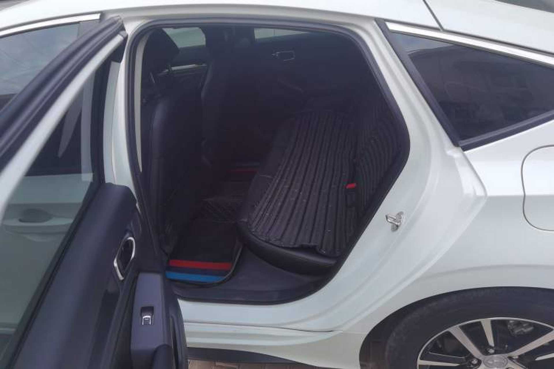Used Honda Civic 2023 HATCHBACK 240TURBO CVT Zhiyue Edition Left Rear Seat