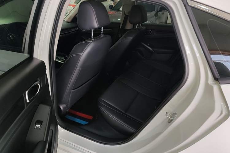 Used Honda Civic 2023 240TURBO CVT Dynamic Edition Left Rear Seat