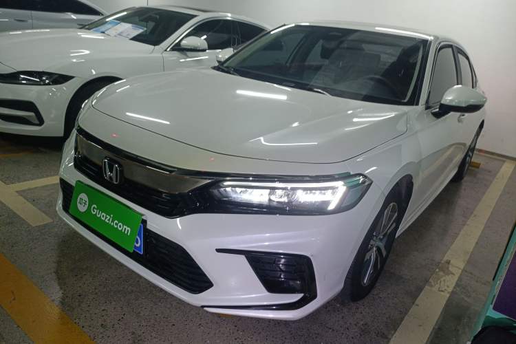 Used Honda Civic 2023 240TURBO CVT Dynamic · Center Stage Special Edition Left Side