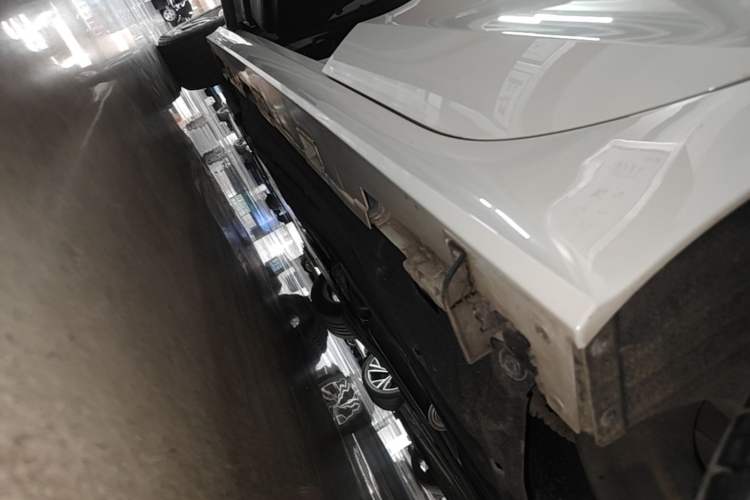Used Honda Civic 2023 240TURBO CVT Dynamic Edition Left Side Sill