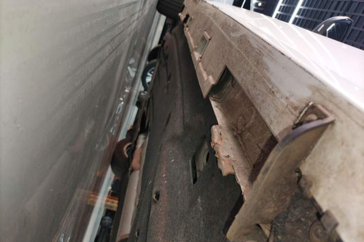 Used Honda Civic 2023 240TURBO CVT Dynamic Edition Left Side Sill