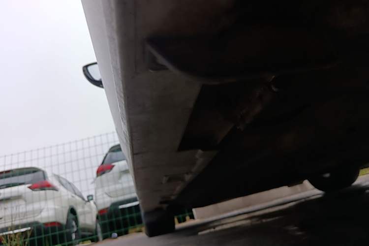 Used Honda Civic 2023 240TURBO CVT Dynamic Edition Left Side Sill