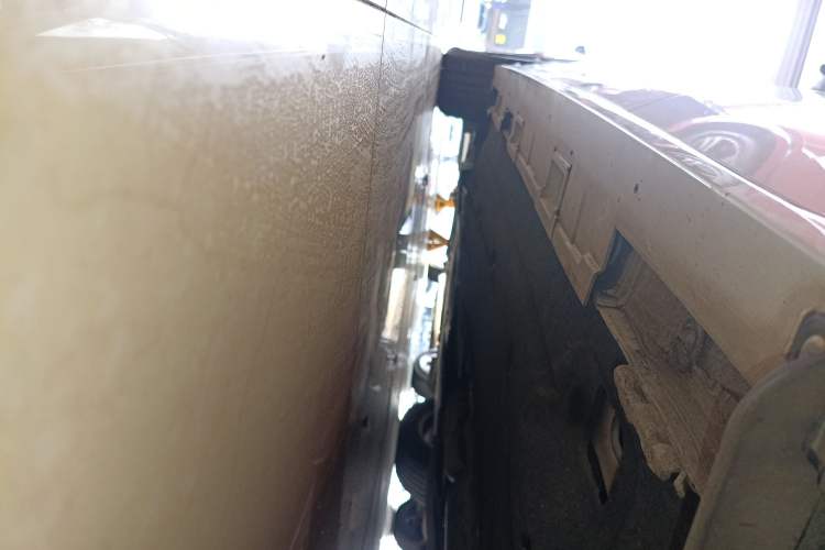 Used Honda Civic 2023 240TURBO CVT Dynamic Edition Left Side Sill